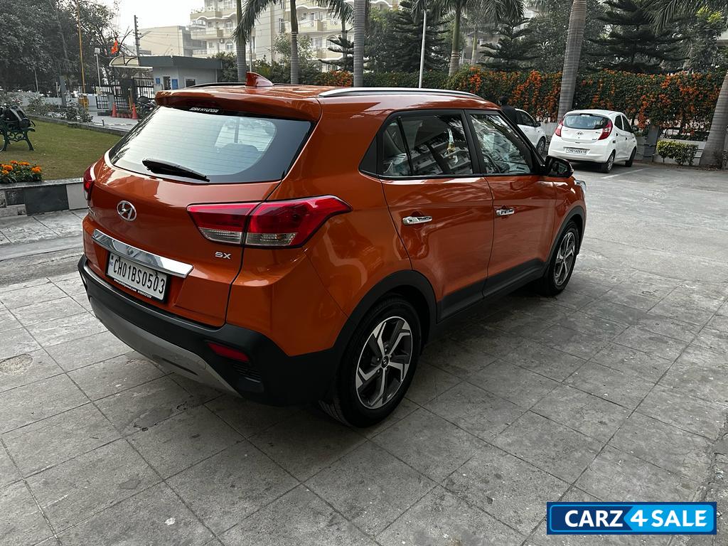 Passion Orange Hyundai Creta 1.6 SX(O) Diesel