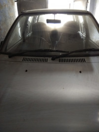 White Maruti Suzuki  800