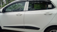 White Hyundai Grand i10 Sportz 1.2