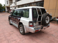 Purpwl Mitsubishi Pajero SFX 2.8