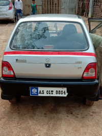White Maruti Suzuki 800 DX
