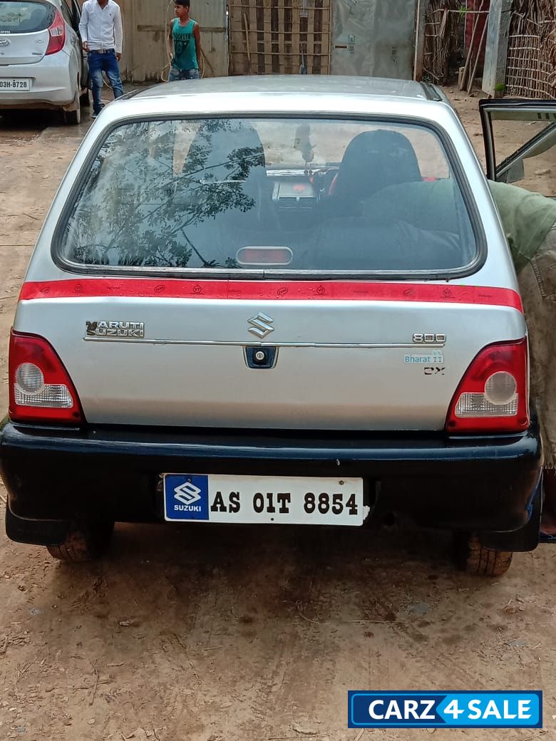 White Maruti Suzuki 800 DX