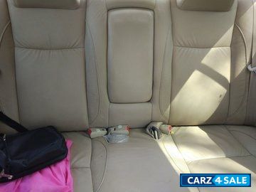 White Maruti Suzuki Ciaz ZDi Plus SHVS