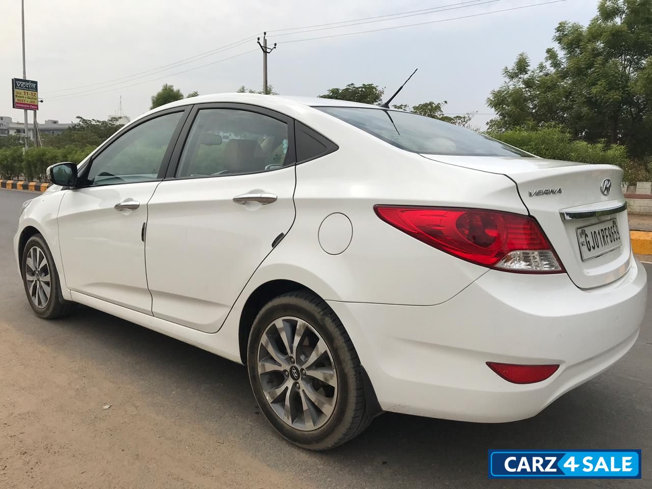 Hyundai Fluidic Verna 4S 1.6 CRDi SX