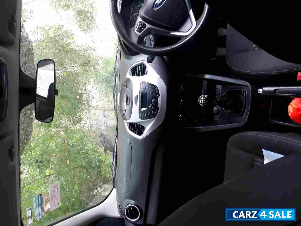 Grey Ford Figo Trend 1.5 TDCi