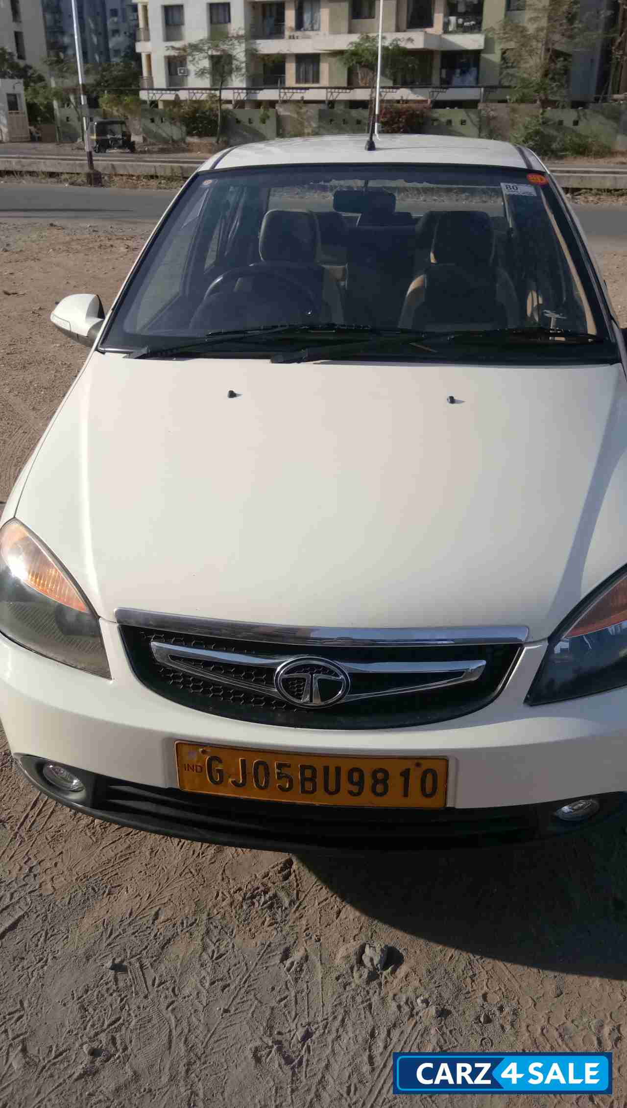 White Tata Indigo eCS LX CR4 BS-IV