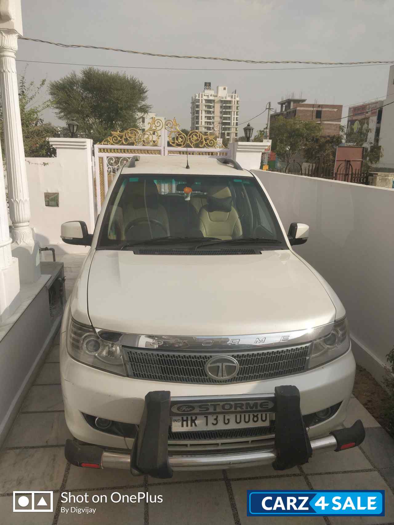 Tata Safari Storme 2.2 EX 4X2