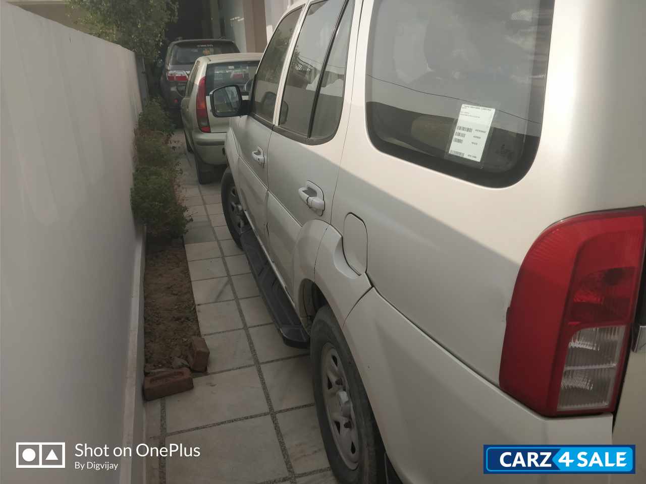 Tata Safari Storme 2.2 EX 4X2