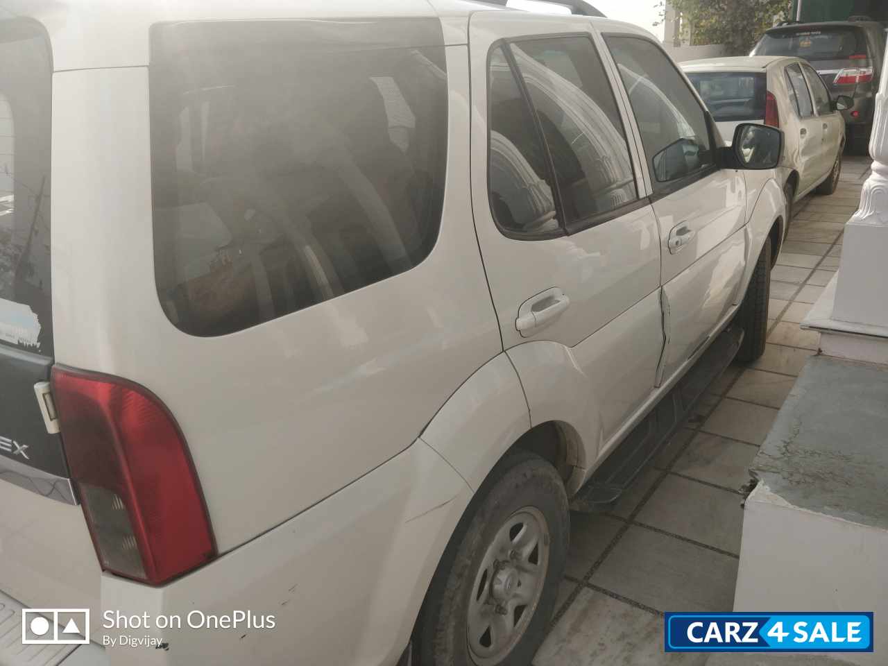 Tata Safari Storme 2.2 EX 4X2