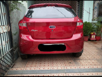 Red Ford Figo Trend 1.2 Ti-VCT