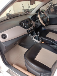 White Hyundai Xcent S 1.1 CRDi O