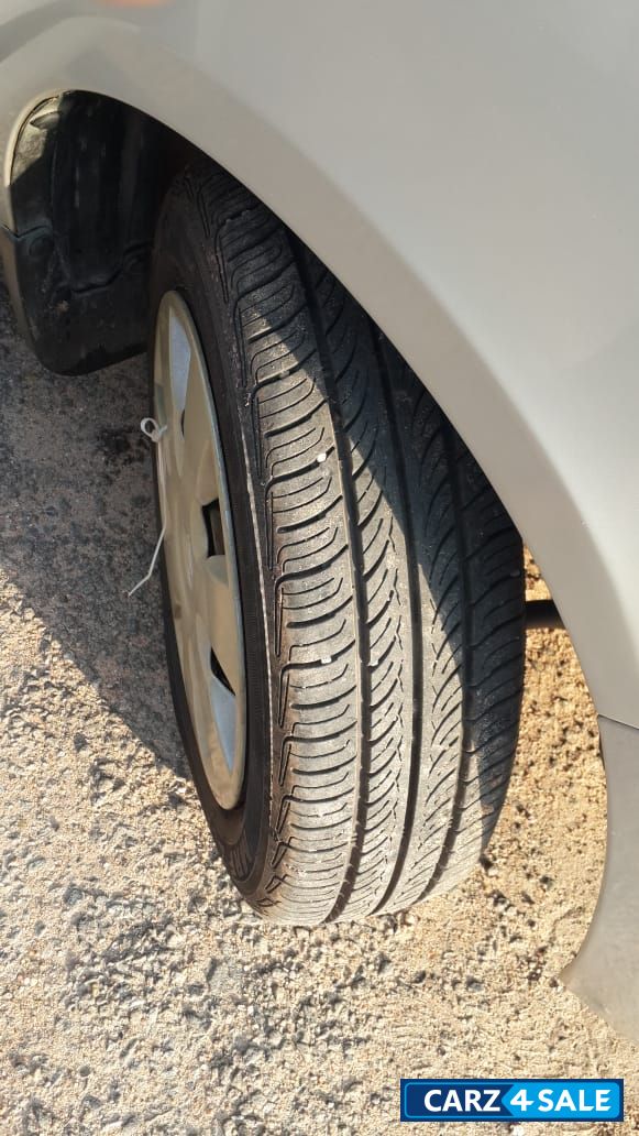 Silver Maruti Suzuki Alto K10 VXi Silver Maruti Suzuki Alto K10 VXi