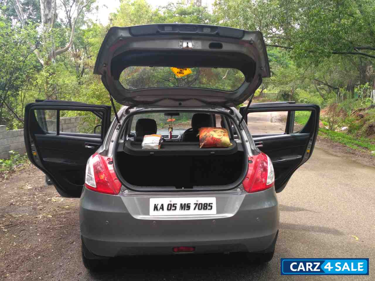 Grey Maruti Suzuki Swift ZXi 1.2 BS-IV