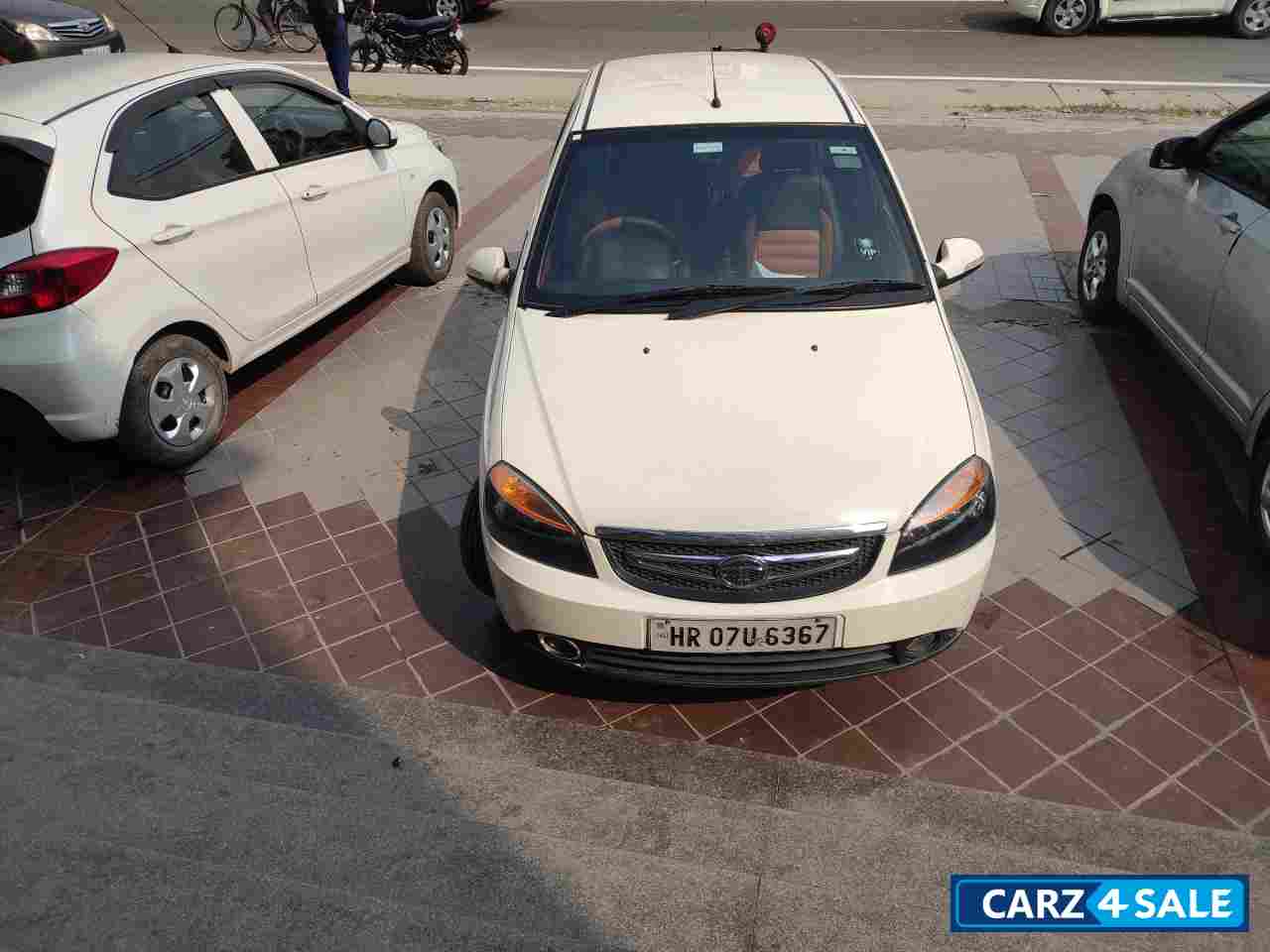 Cream Tata Indigo eCS LX TDI BS-III Cream Tata Indigo eCS LX TDI BS-III