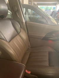 Mahindra XUV 500 W8 2WD