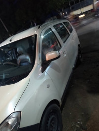 White Renault Lodgy 85 PS RXL