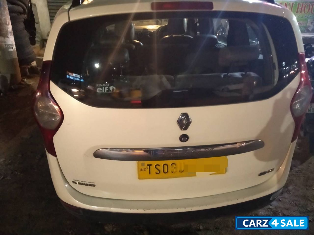 White Renault Lodgy 85 PS RXL