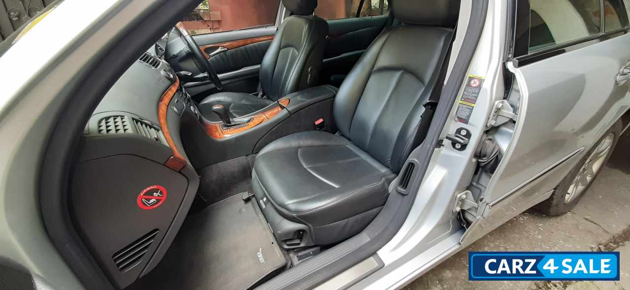 Iridium Silver Mercedes-Benz E-Class 280 CDI Elegance