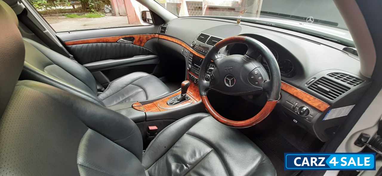 Iridium Silver Mercedes-Benz E-Class 280 CDI Elegance