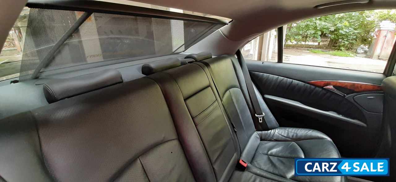 Iridium Silver Mercedes-Benz E-Class 280 CDI Elegance