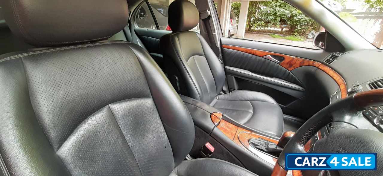 Iridium Silver Mercedes-Benz E-Class 280 CDI Elegance