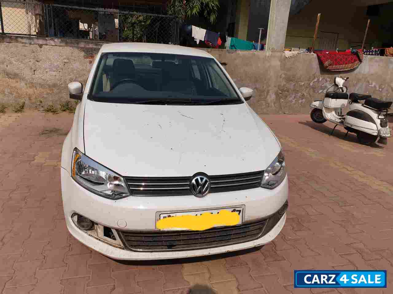 White Volkswagen Vento Diesel Highline