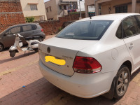 White Volkswagen Vento Diesel Highline