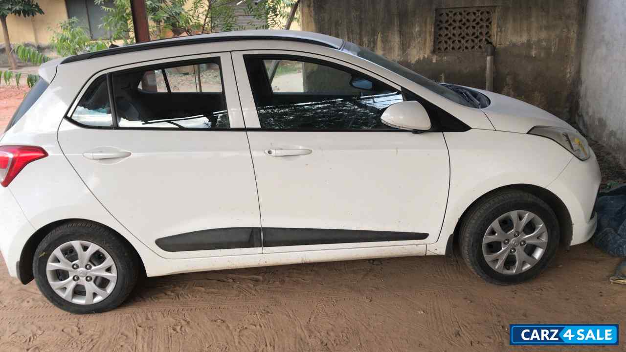 Hyundai i10 1.2 Sportz