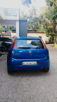 Blue Fiat Punto 1.4 Emotion
