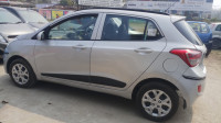 Silver Hyundai Grand i10 Sportz 1.2
