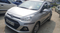 Silver Hyundai Grand i10 Sportz 1.2
