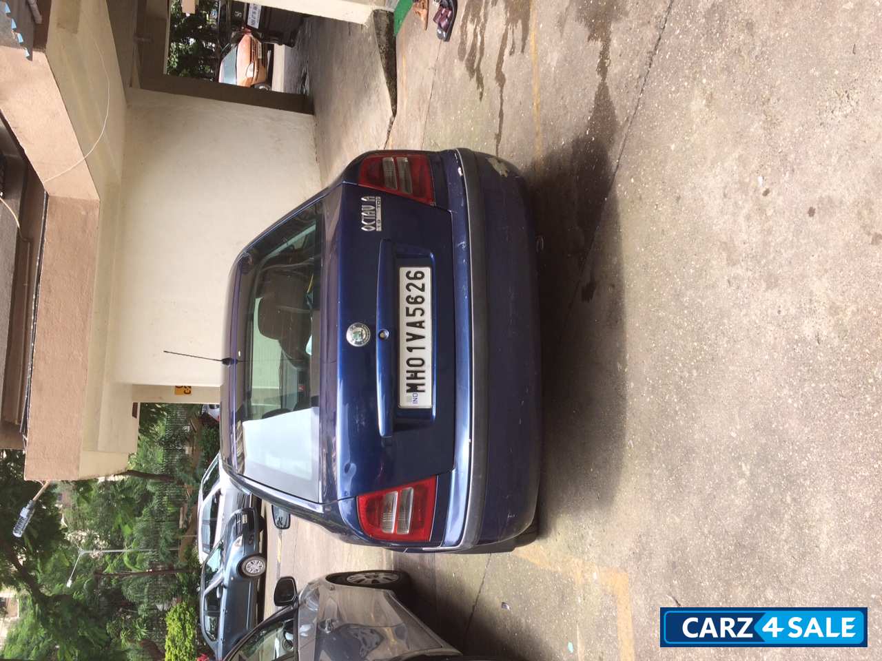 Blue Skoda Octavia Rider 1.9 TDI