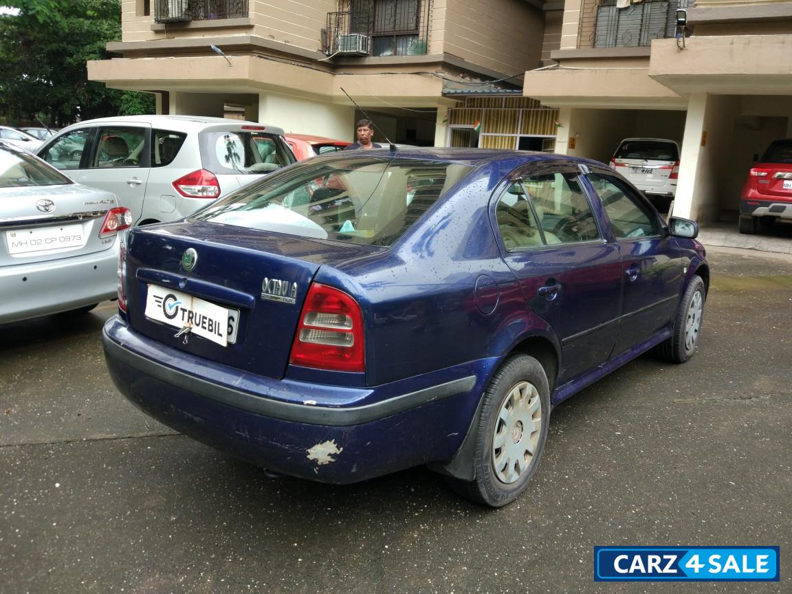 Blue Skoda Octavia Rider 1.9 TDI