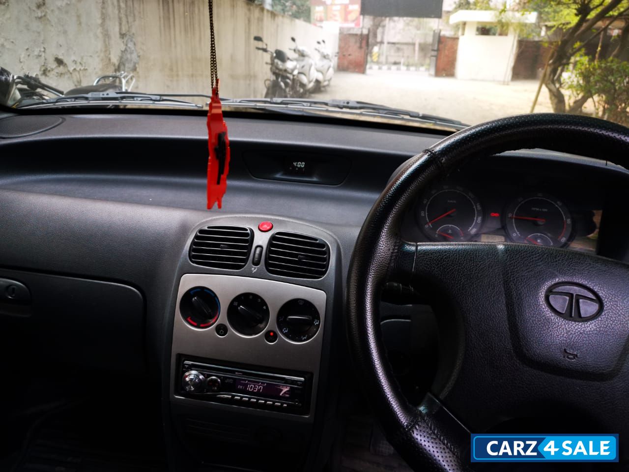 Cavren Grey (blue) Tata Indica V2 Turbo DLG