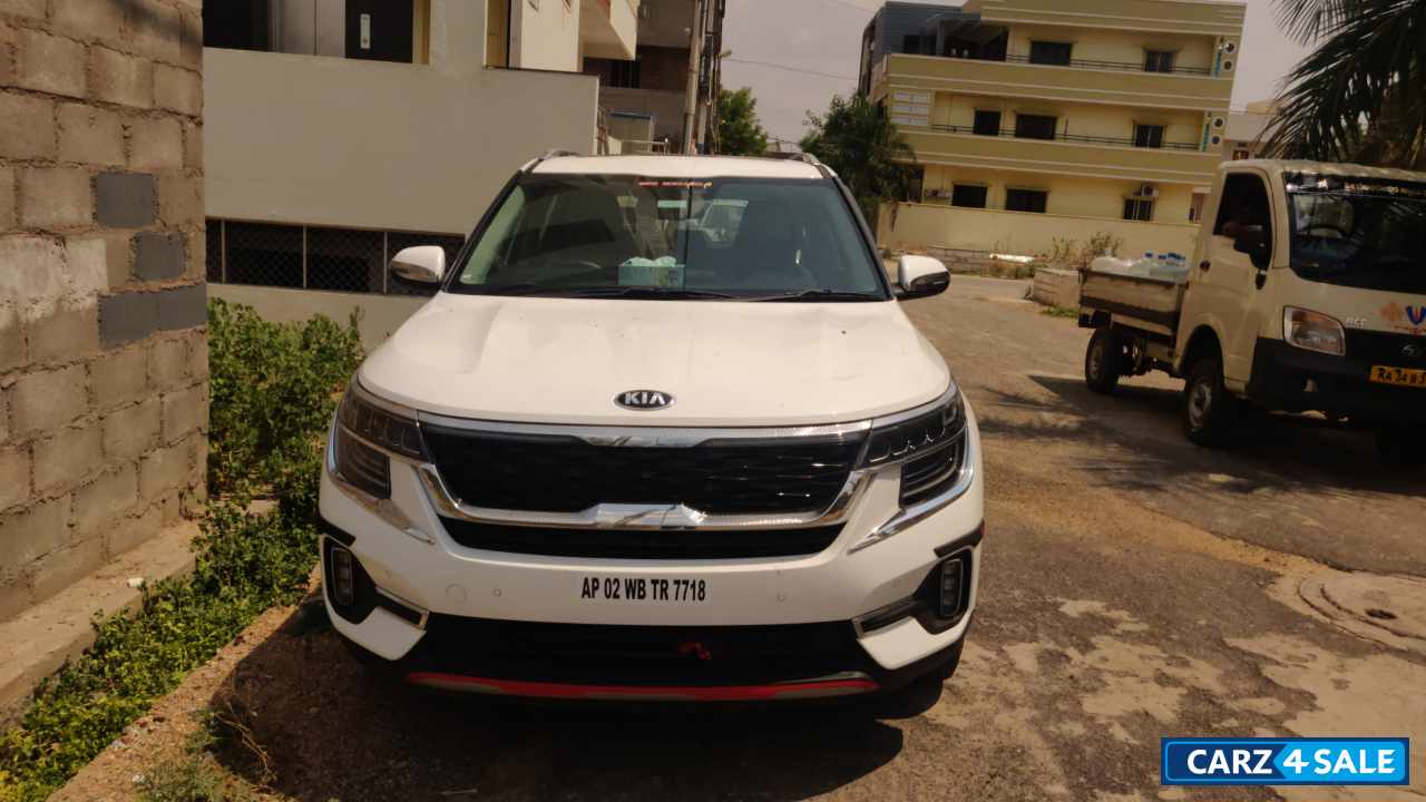 White Kia Seltos HTX Plus Smartstream D1.5 6AT Diesel