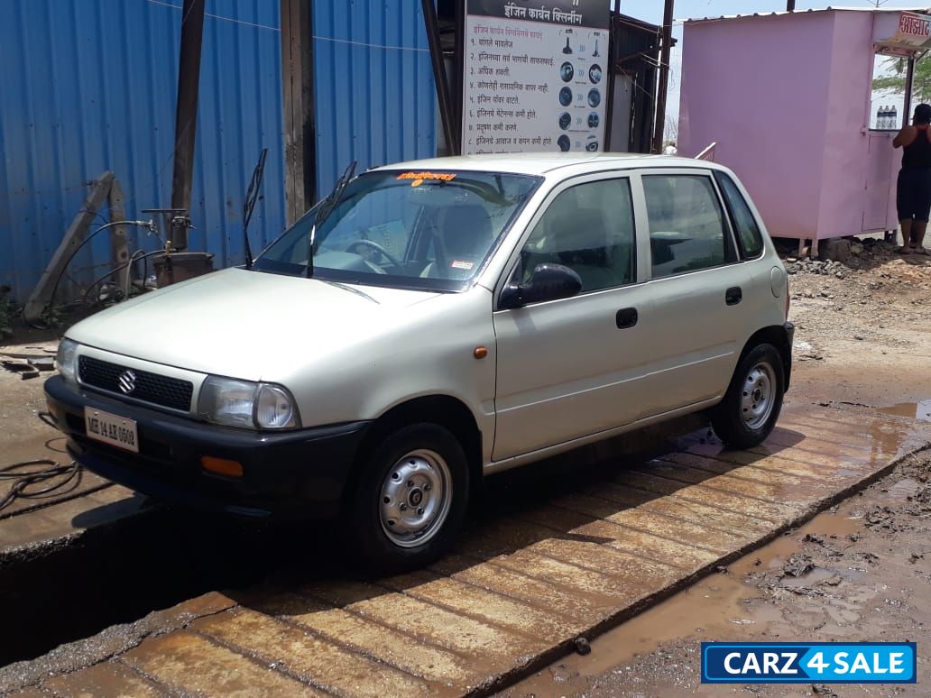 Silver Maruti Suzuki Zen LXi