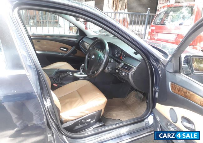 Blue BMW 5-Series 530d Sedan