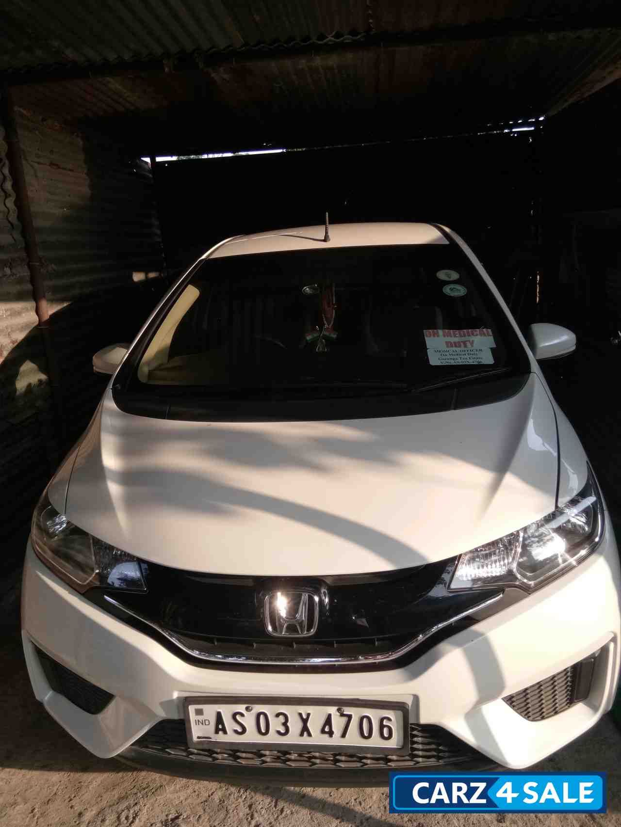 Pearl White Honda Jazz S MT