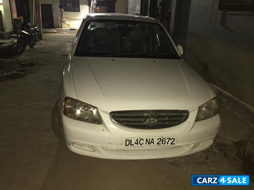 White Hyundai Accent Executive