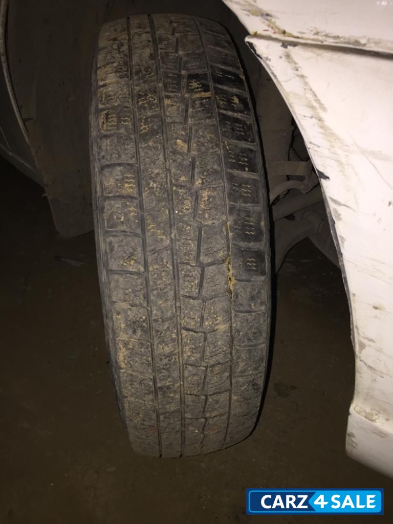 White Hyundai Accent Executive