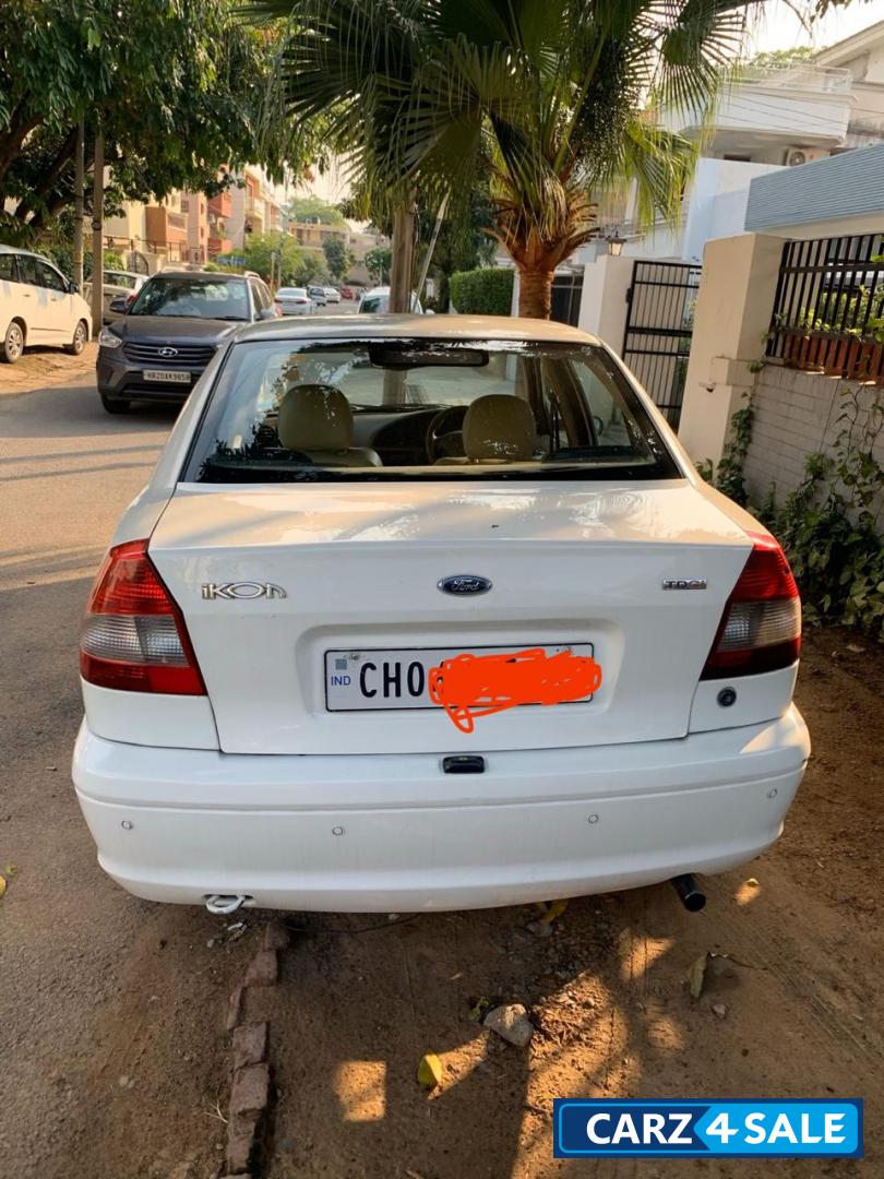 White Ford Ikon DuraTorq 1.4 TDCi