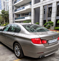 BMW 5-Series 520d Luxury Line Diesel AT