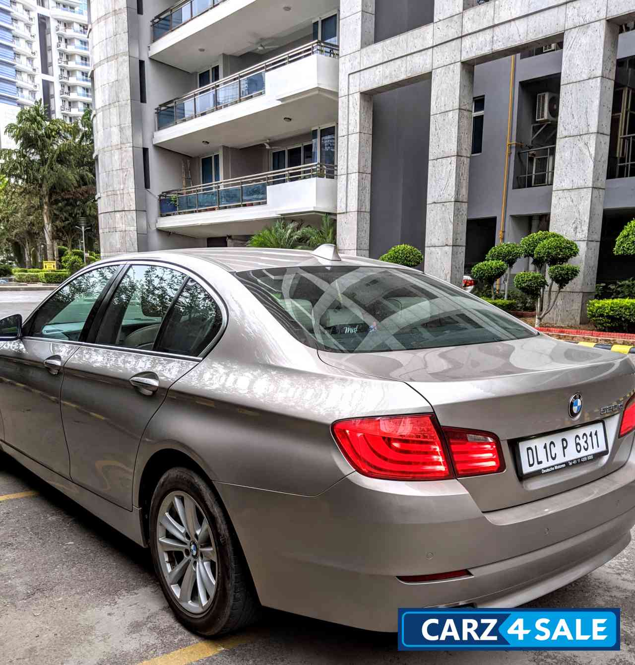 BMW 5-Series 520d Luxury Line Diesel AT