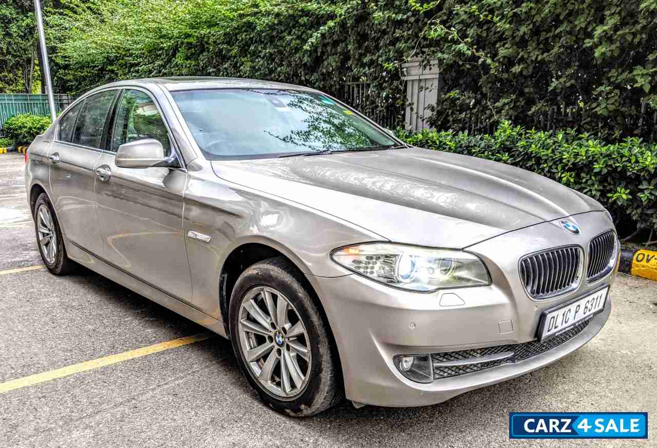 BMW 5-Series 520d Luxury Line Diesel AT