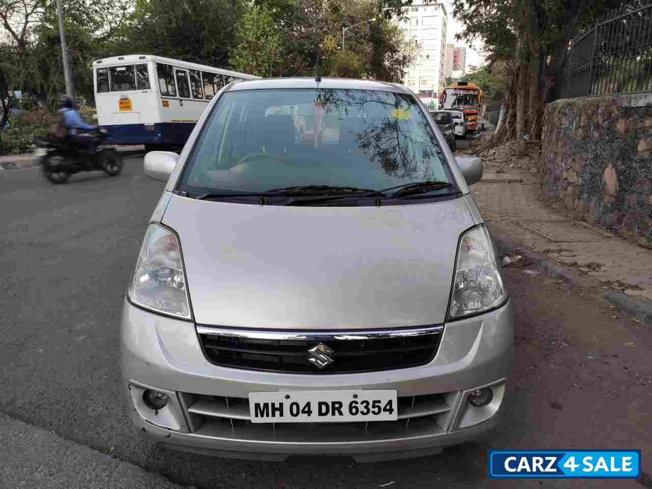 P Silver Maruti Suzuki Estilo Sports