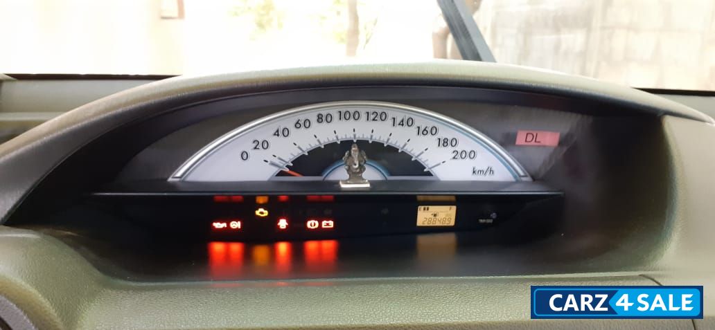 White Toyota Etios GD