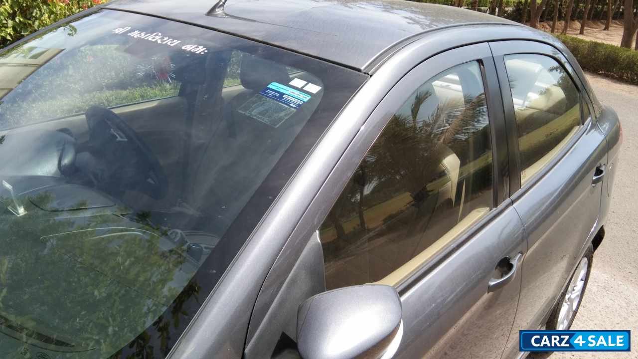 Grey Ford Aspire Titanium 1.5 TDCi