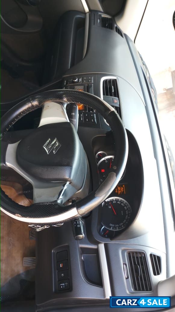 Gray Maruti Suzuki Swift VDi ABS