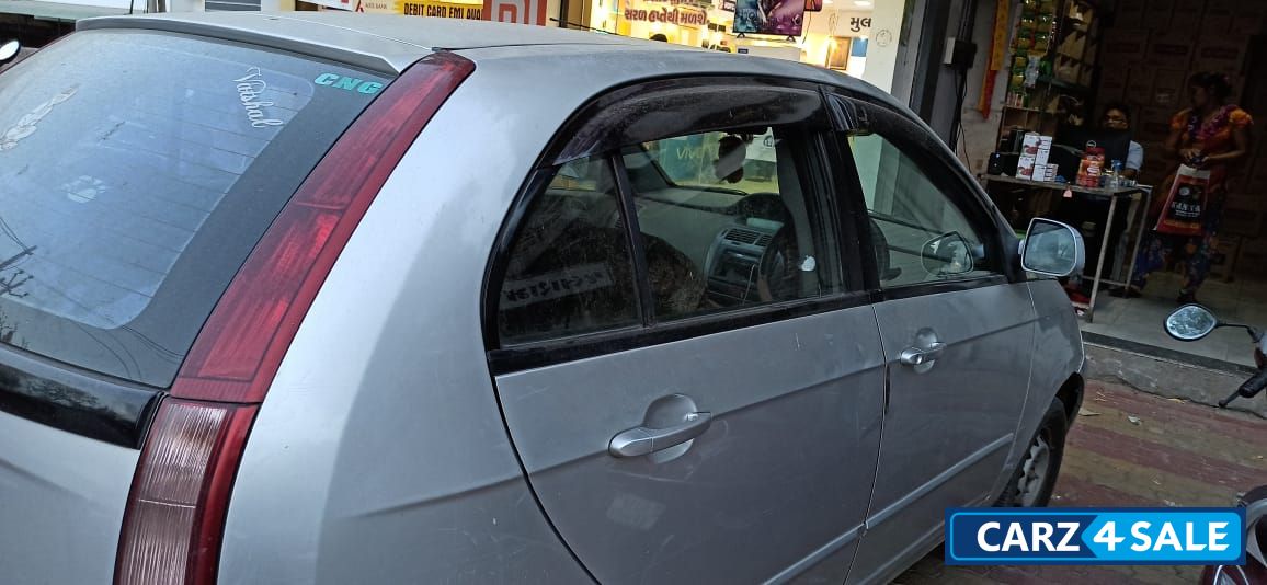 Silver Tata Vista Tech LX BS III