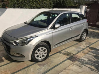 Silver Hyundai Elite i20 Sportz 1.4